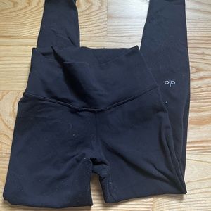 Alo yoga leggings. XS
